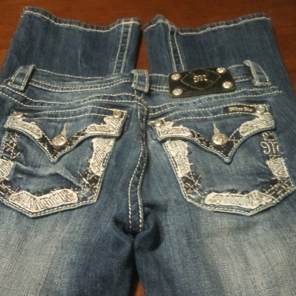 Miss Me Relaxed Boot Size 25X 31"